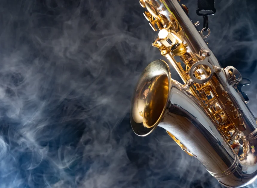 Saksofon ile kosztuje?