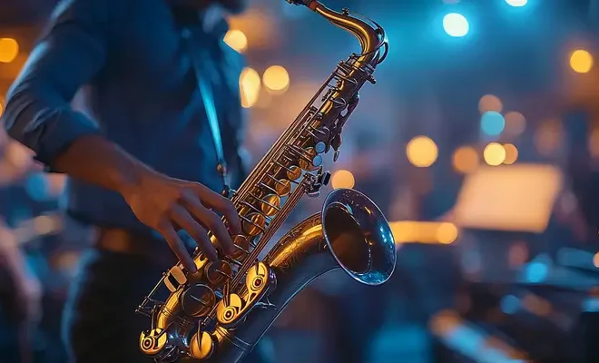 Kto skonstruował saksofon?